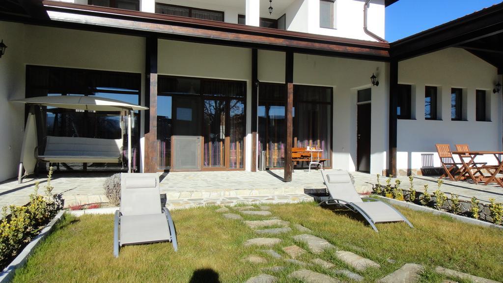 Guest House Hasiendata Pavel Banya Exterior foto